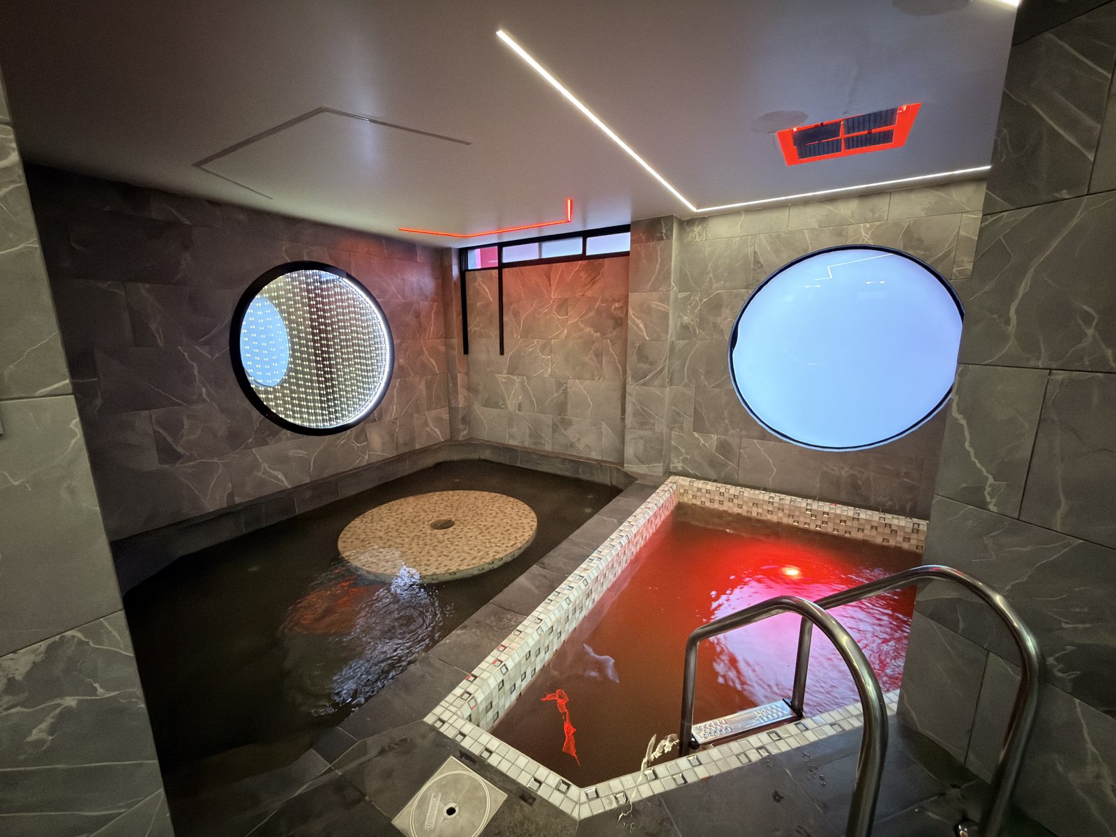 Alberca privada de la habitación, Red Garden Hotel CDMX